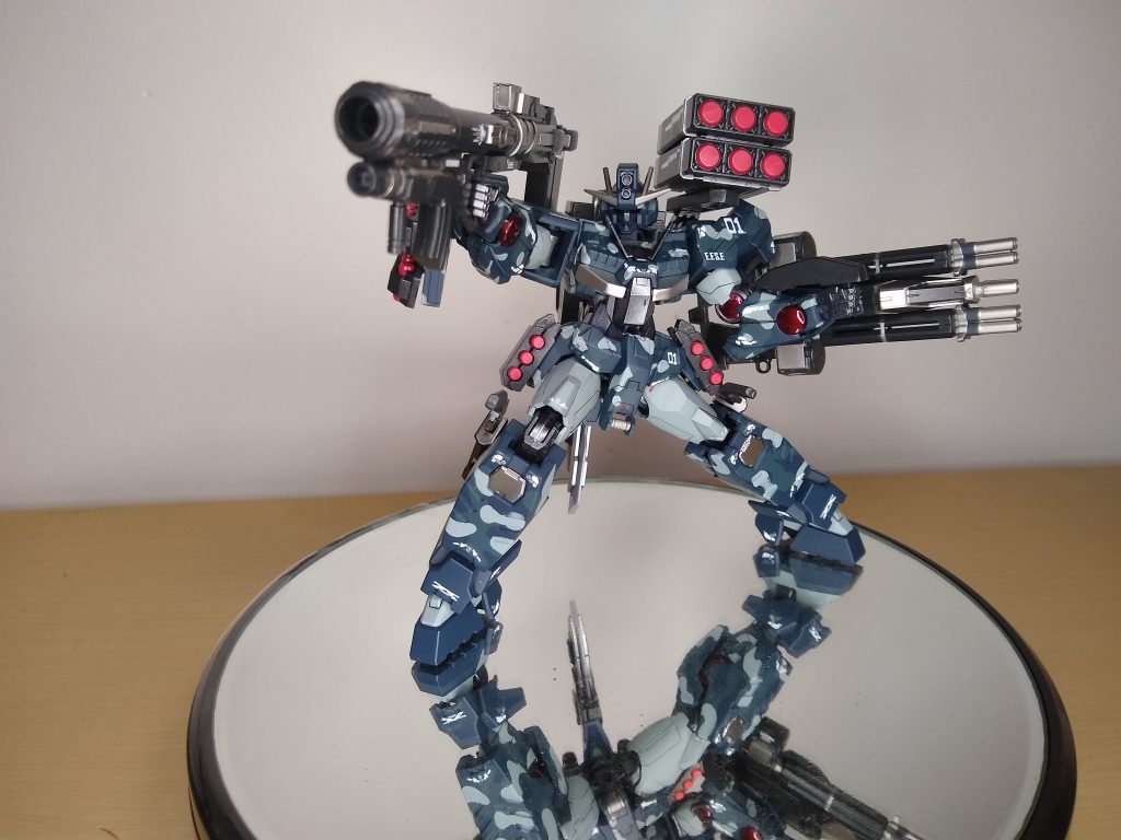 バズーカー、ガトリング砲はランチャーはフルアーマーユニコーンガンダムより拝借しております