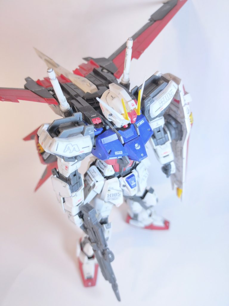前回のファーストガンダムよりも少しキレイめを心掛けました。