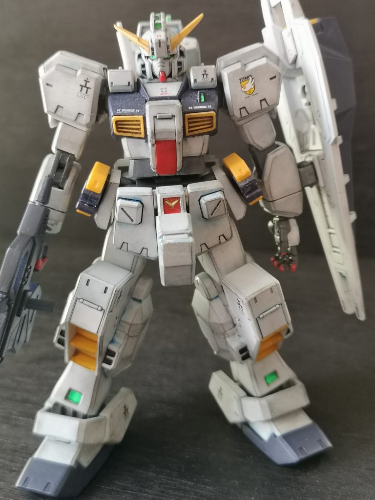 HGUC ガンダムヘイズル改–2枚目/制作者：謎の大鈴木