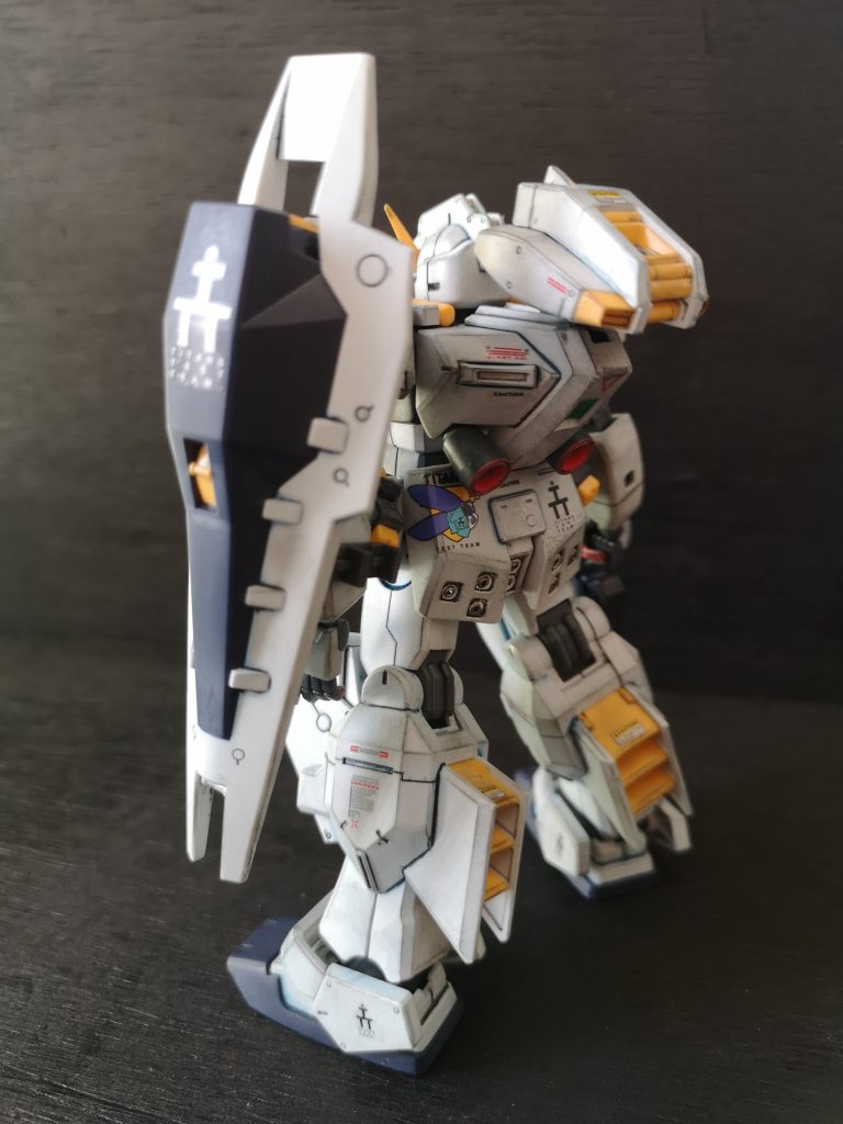 HGUC ガンダムヘイズル改–4枚目/制作者：謎の大鈴木
