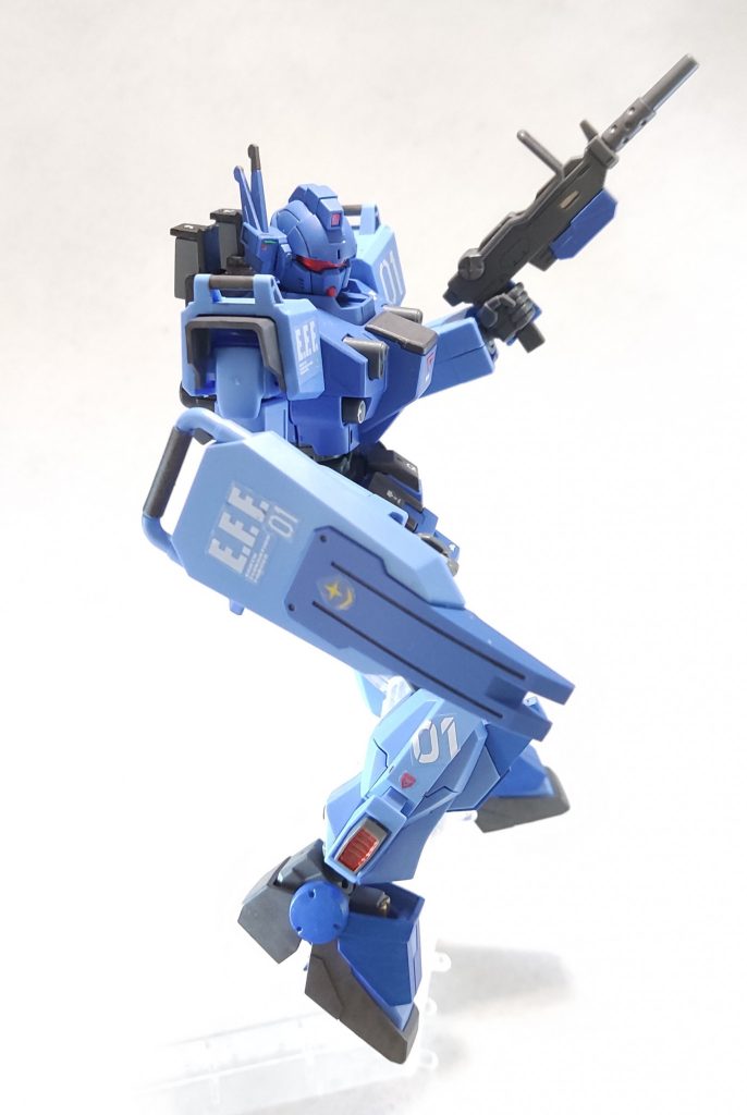 もっとマッチョなフォルムだと思っていましたが意外とスマート。