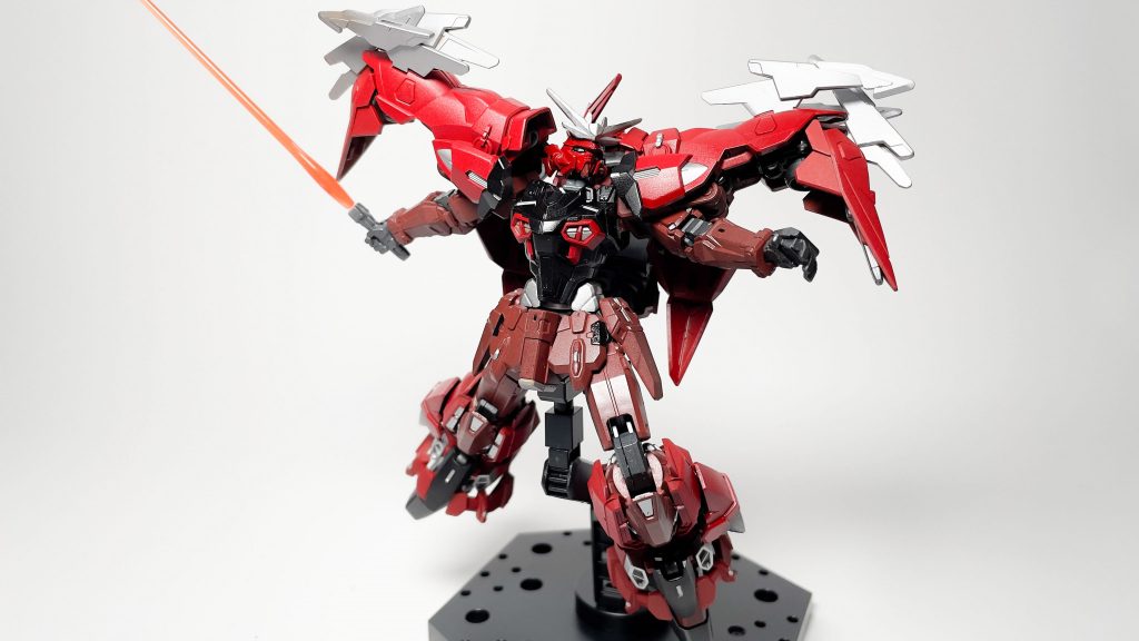 高機動形態も組めます。アンテナ失くしたので、マウンテンサイクルから拾ってきました。