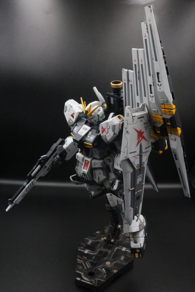HGUC RX-93 νガンダム–7枚目/制作者：ヒロハル