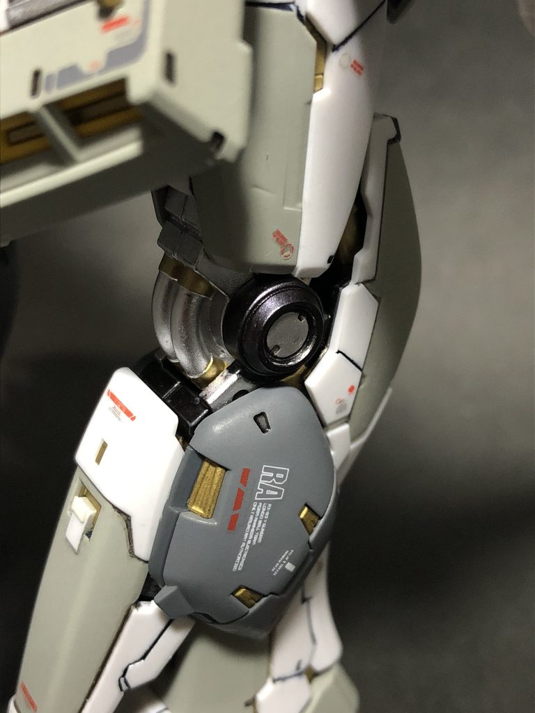 RG RX-93 νガンダム トリコロールカラーver.–4枚目/制作者：Vanguard3104