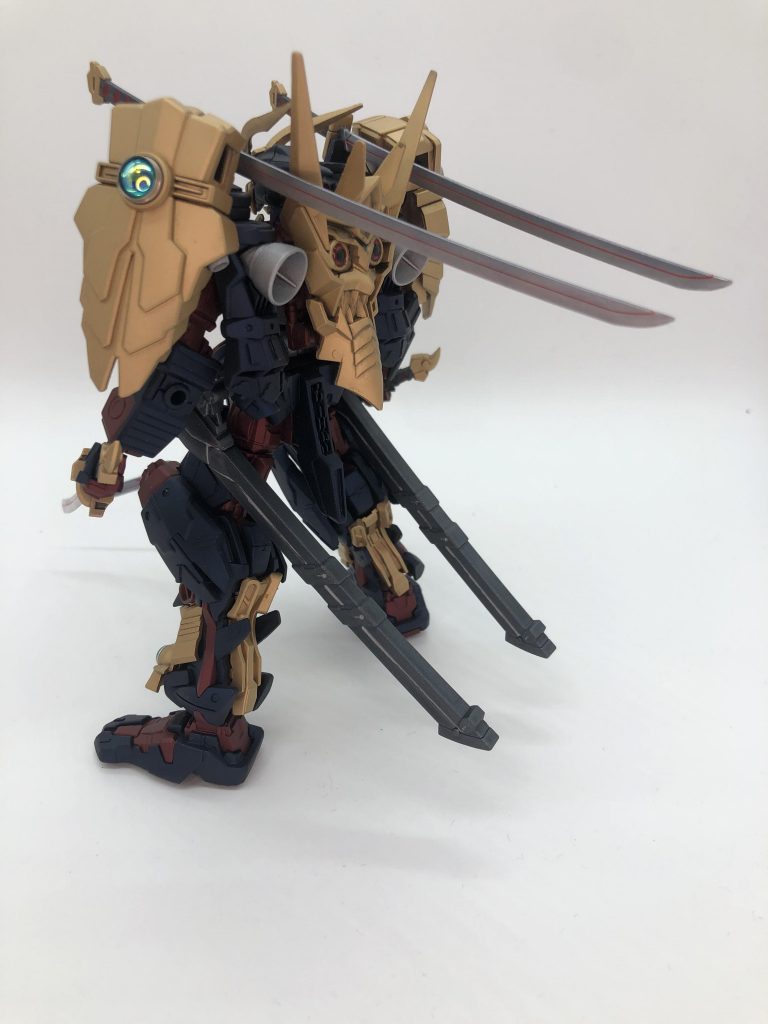 戦国アストレイ金色武者–4枚目/制作者：barbar0079