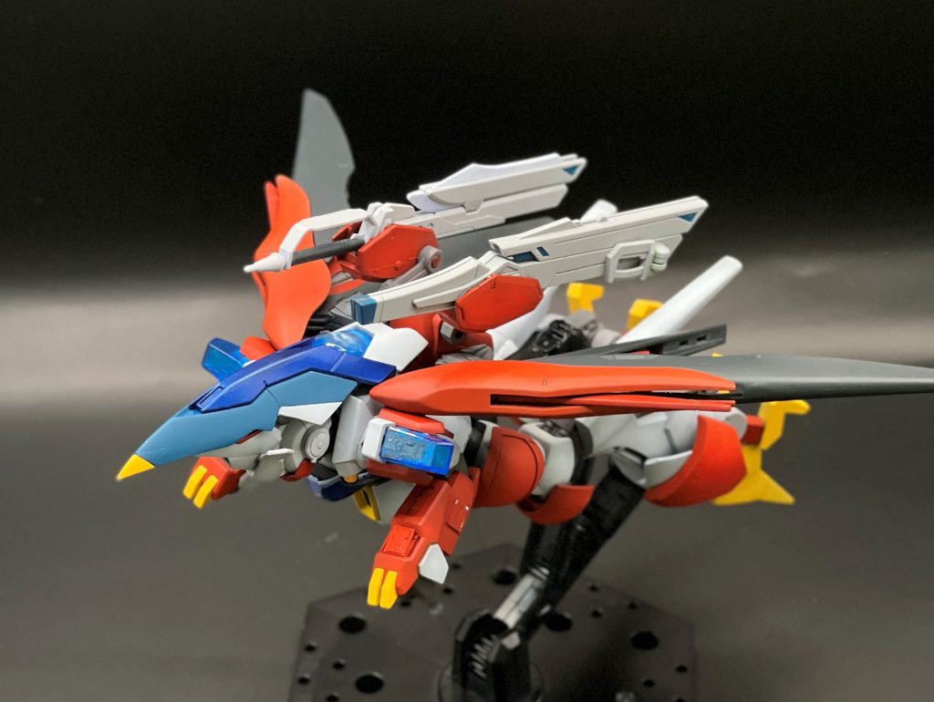 そしてビ○バインといえば変形。ゲーム内では残念ながらできませんが、ここは外せませんでした。シールドはウイングガンダムゼロ炎を加工して。