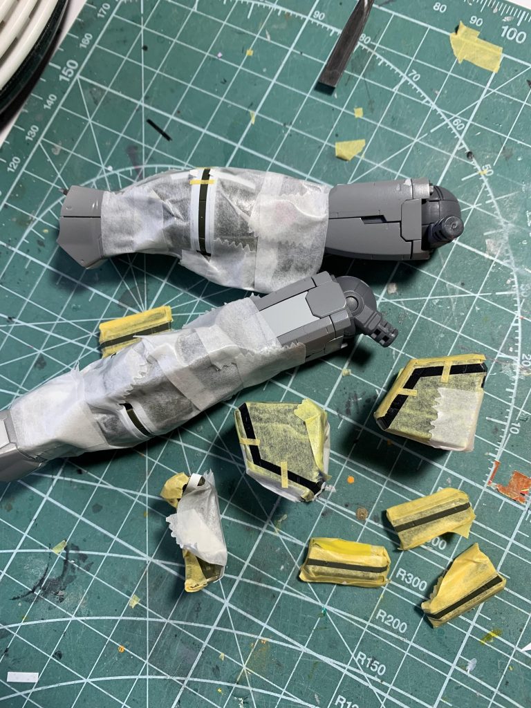 Ver.2.0 リアルタイプ用のデカールを使うつもりでしたが当然サイズが合わないので大半はマスキングしてエアブラシで塗装。自身では初の試みでしたが楽しかったです。当分はやりたくないですが(笑)