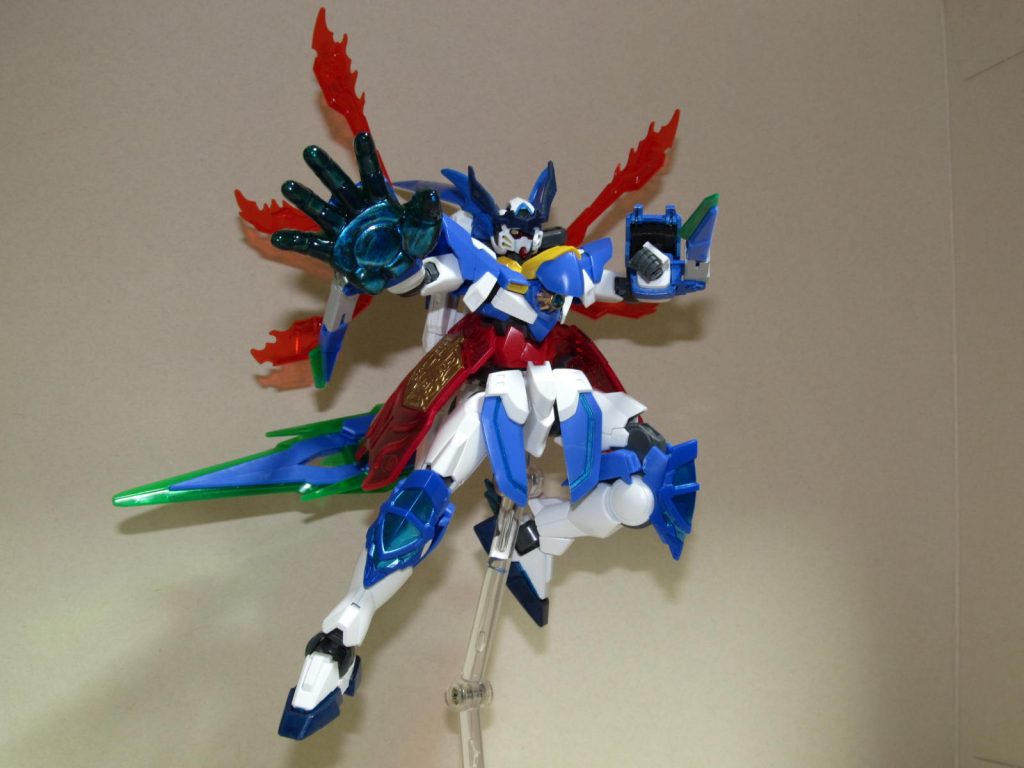 〆の必殺技は、フィンガーで掴んでから腕部と尻尾のソードビットで突き刺すえげつないスタイルです。悪役ですね。六属統合・フォトンフィンガー!