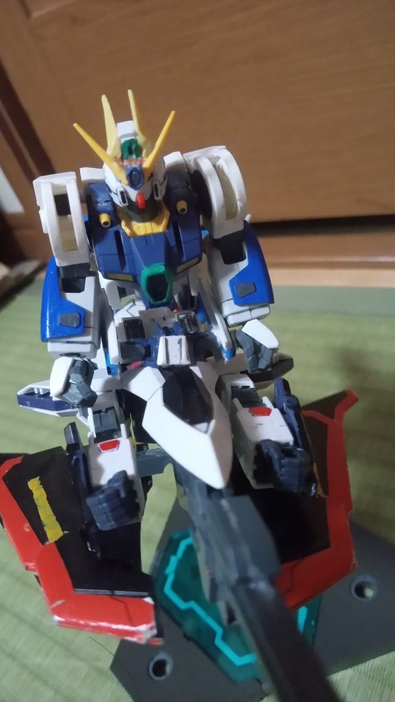 マ「こんな感じに乗せれますが不安定マシマシです。」デ「結構手足そのままだけど」マ「ウルセェ!これしか思いつかなかったんだよ!」ア「さあさあ、合体いくわよ!」