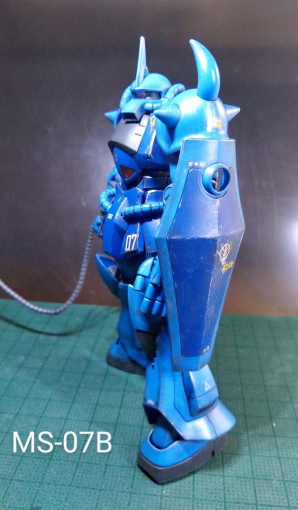 ザクもかっこいい。けど、男白兵戦のグフは更にかっこいい。