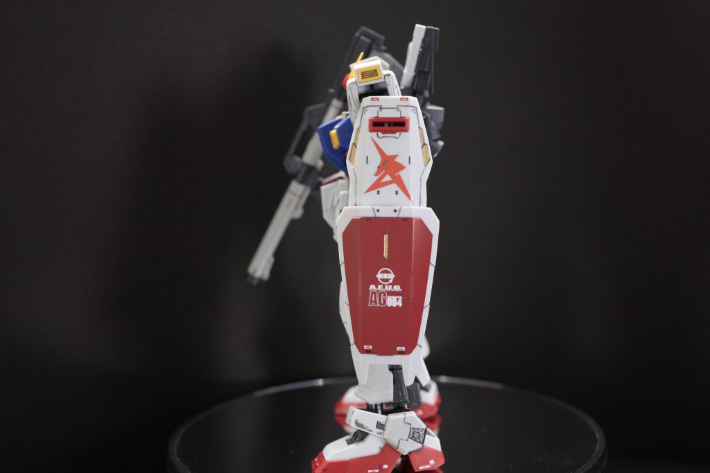 1/144ガンダムデカール HGUC逆襲のシャア連邦用(71)を購入。デカールも転売価格なのか、ガンダムやシャアザクに比べて高く感じました、、、