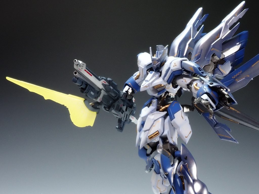 某白騎士は銃身をブッ刺して0距離射撃してましたがそれだと壊れそうなのでビームを槍のように出して突撃できるようにしました。