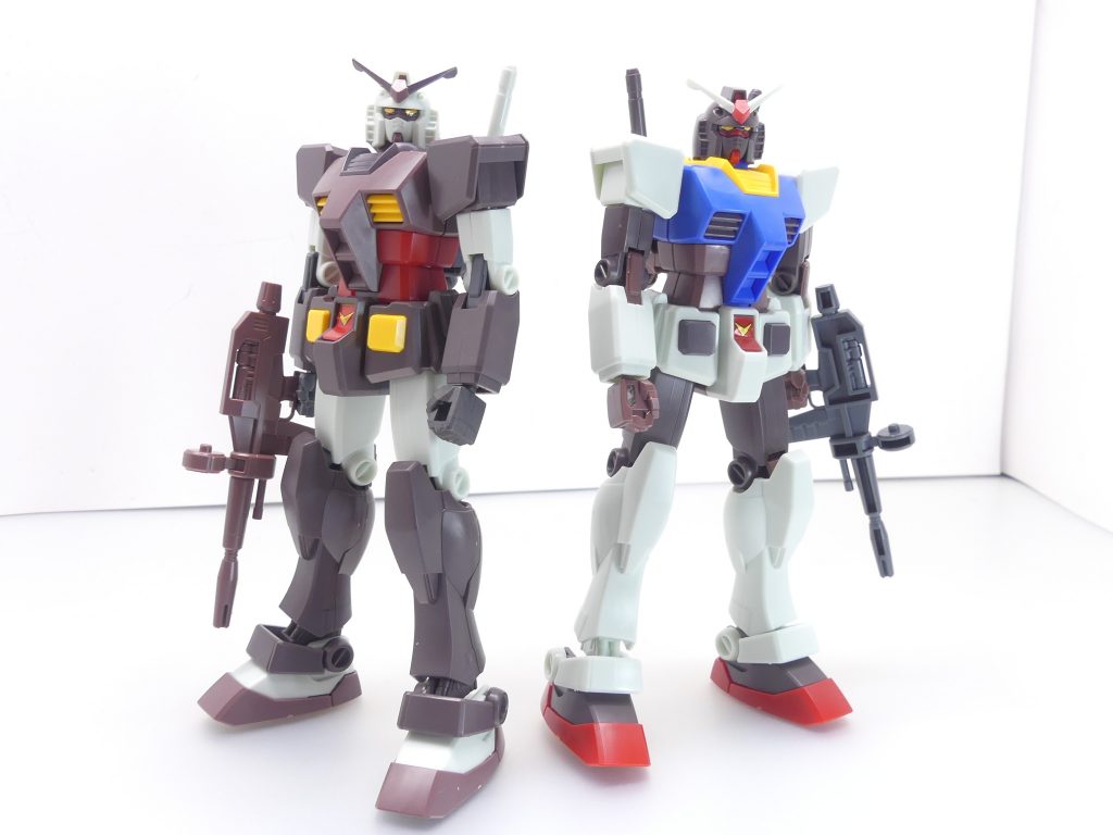 エコプランＡとＢで。武装はビームライフル（しかもちょっと不格好）のみですが、エングレ（もしくは一般的なガンプラ）から手首を流用することでシールドなども装備可能です。