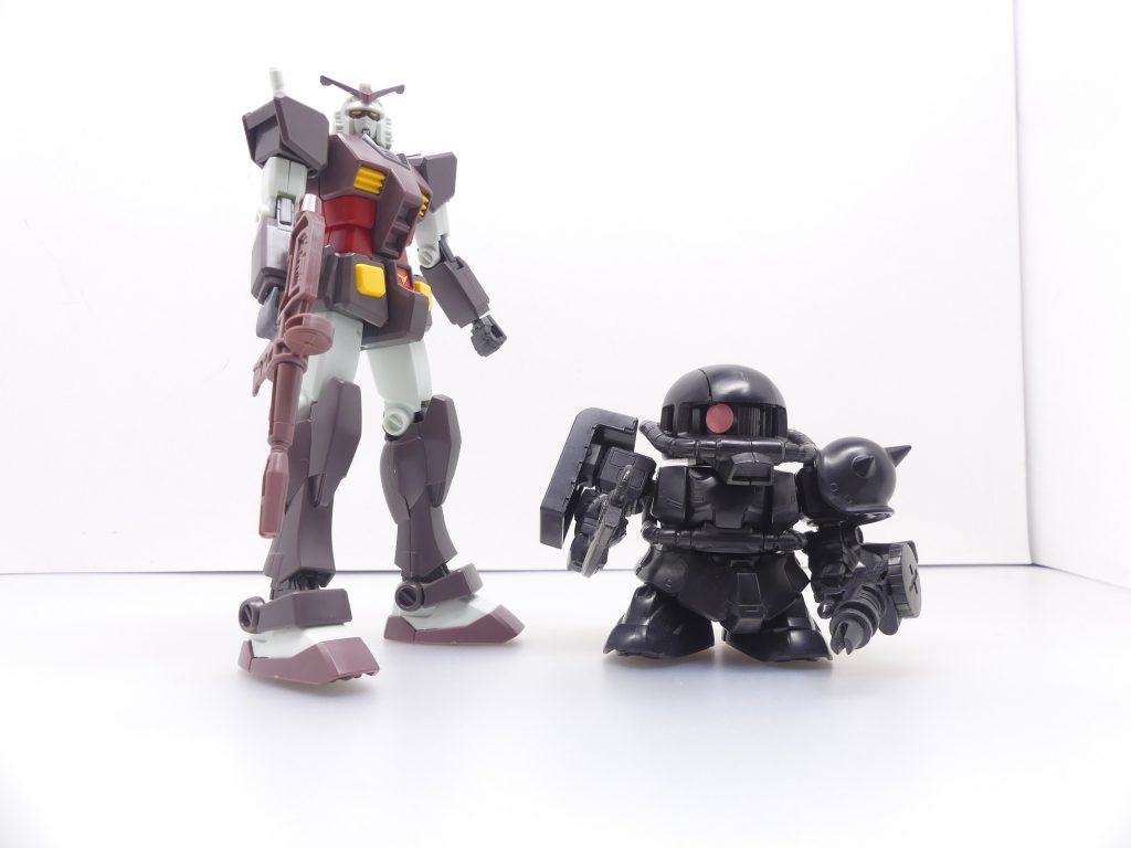 よく知られている方のエコプラ（ＳＤザクＩＩ）と。