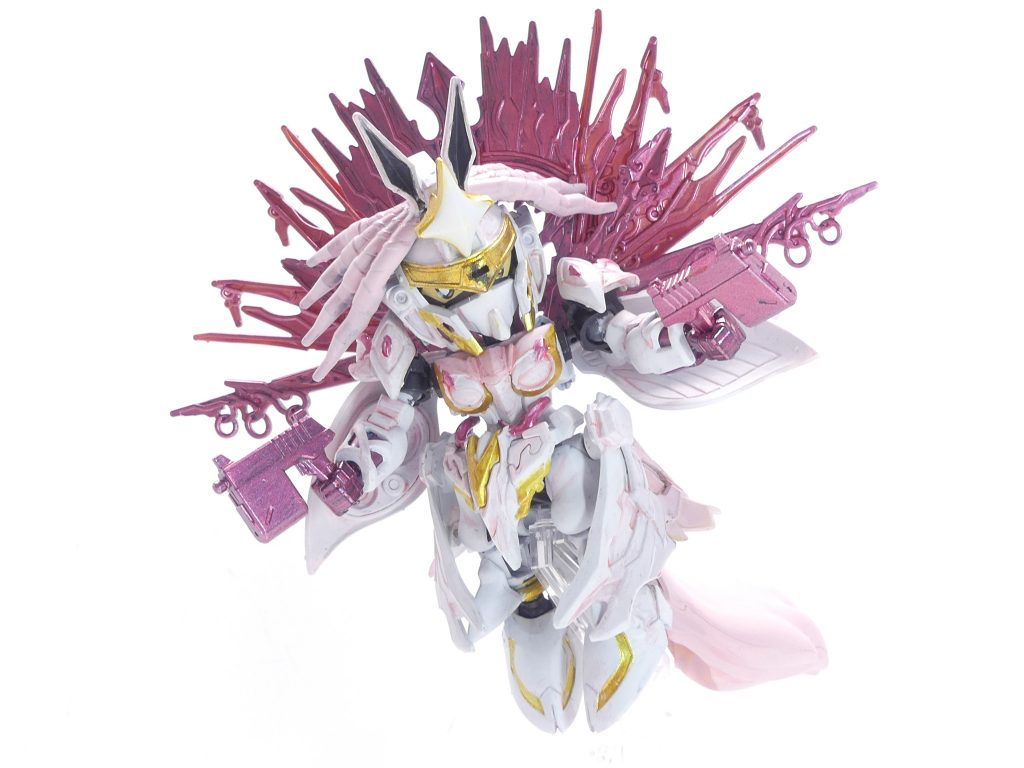 「GBNWeapons:NEXus」での設定：ピストルやライフル、その他諸々の重火器。それらを時には的確に使いこなし、時には全弾を派手にぶっ放す。「アルザスさんほど武器庫じゃねぇけどよ」とサークは言うが、それらのほとんどは夫婦でのミッションクリアの報酬である。ピンクピストル。３臨だと常に浮いているのでつま先が動かしやすい佐助はぴったり。ボディ・肩は貂蝉クシャトリヤから。