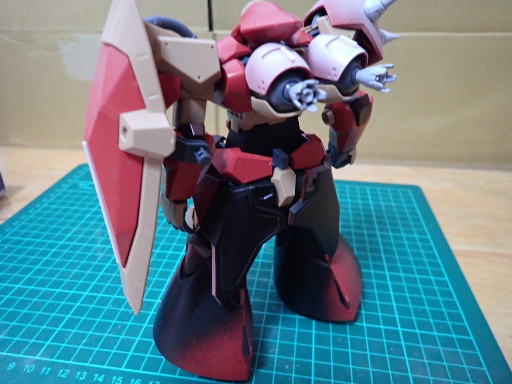 ビームライフルの合わせ目処理済み。