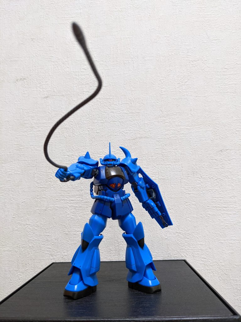 ヒートロッド!しかし、この成形色のブルー(特に薄い方)、神色過ぎてトップコート吹く気さえ起きませんでした😆また、このショットの頭は、同梱されてた旧HGUCのパーツを間違えて付けてます😅コレはコレで悪くないので、外した後で捨てずにとってあります。