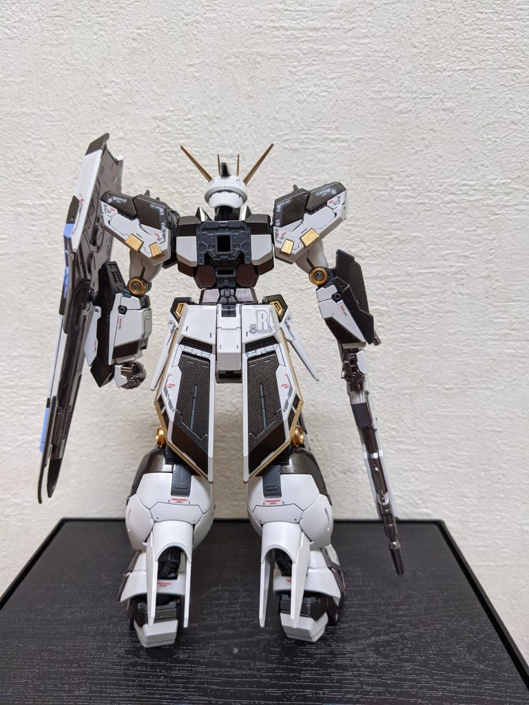 バックパック無し状態。ふくらはぎが萌えポイントかな😆