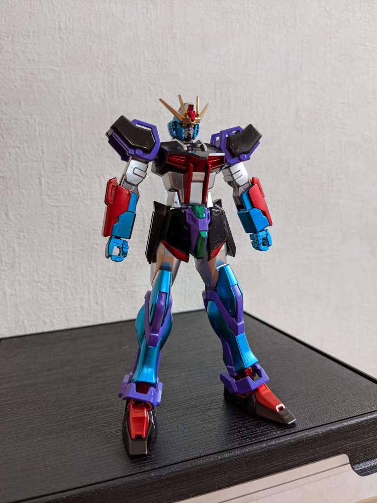 武器無し素立ちこないだガンダムで「鉄の城」やったので、今度は「偉大な勇者」かぁ❓と思って買ってきたけど、塗り分けパターンがUFOロボの方がしっくりきそうだったので、コチラに😁