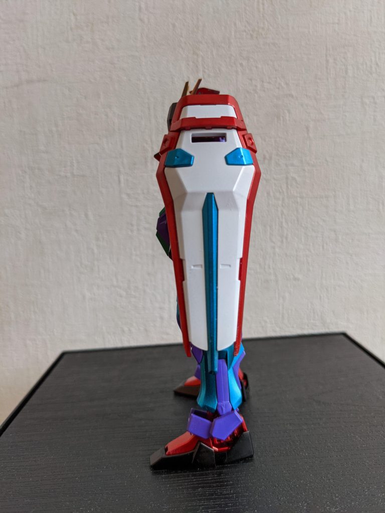 シールド伝わりにくいかも、ですが、一応、スペイザーを意識したカラーリングにしてます。