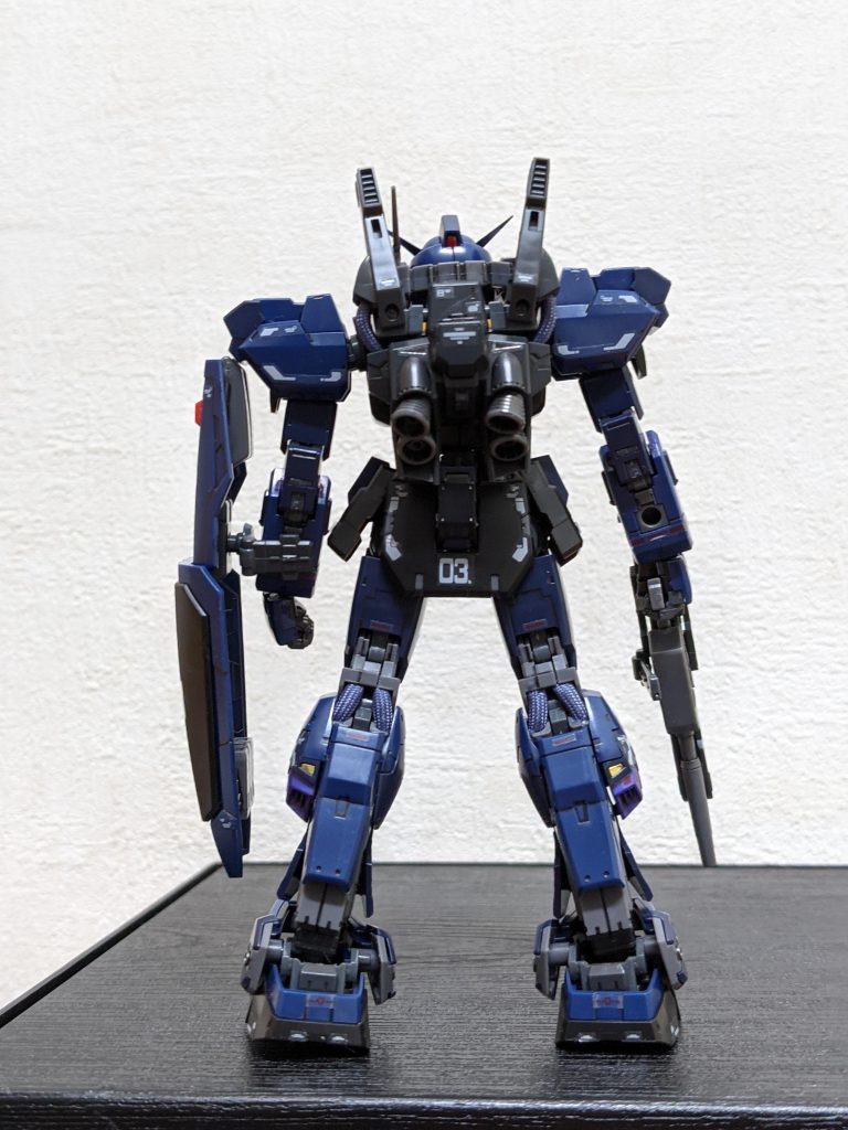 背面とにかく出来の良いキットなので、近いうちに白い方も作ろうかな❓