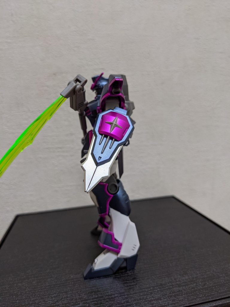 シールド我ながら、カラーアレンジのセンスは悪くないかな😊(腕はさておき💦）