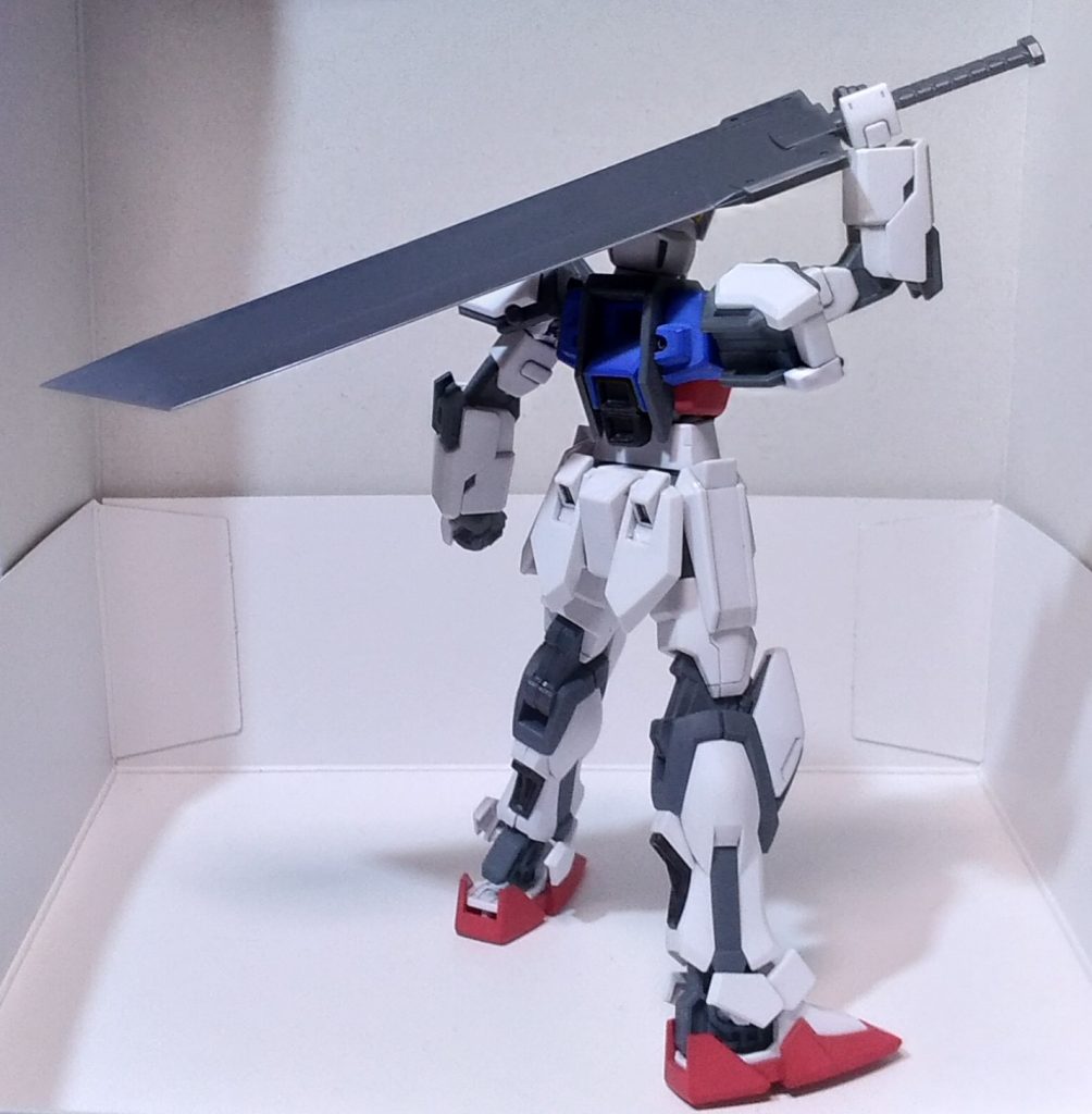 大剣はコトブキヤのものです。まだ塗装していません。ビームライフルよりサーベル系が好きなのでコトブキヤシリーズは大活躍しそうです。