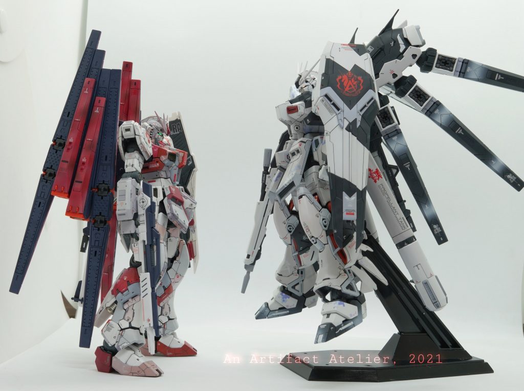 2020年完成のRG νガンダムと並べてみました。ご覧いただきありがとうございました。