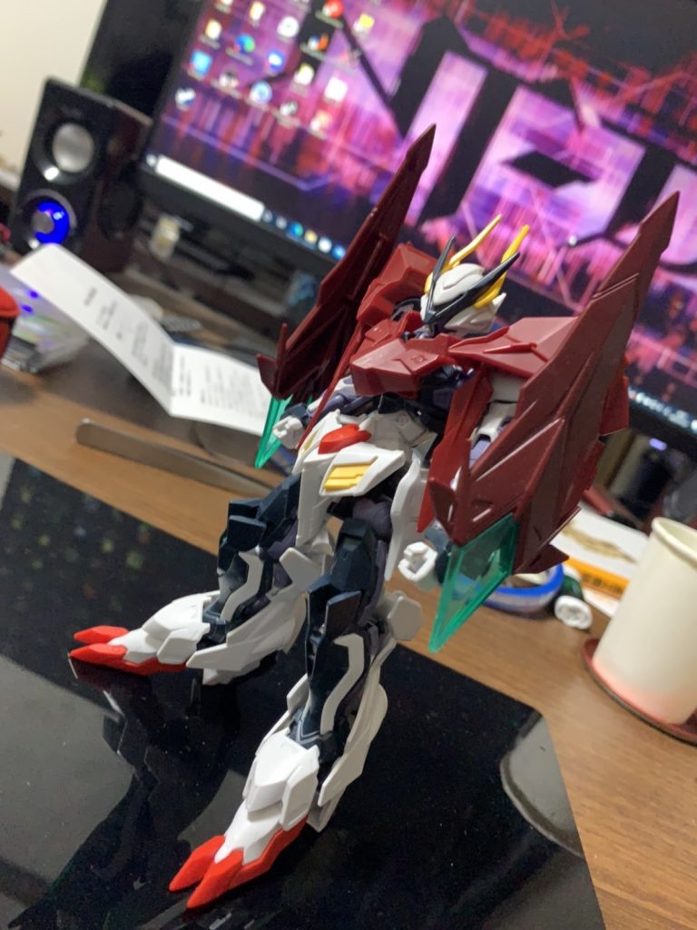 塗装前の状態ですロードアストレイダブルリベイクとバルバトスルプスレクスのミキシングで本体を作成し、腕部には忍パルスの手裏剣パーツを使いました。機体の改造案だけは半年以上前からあったのですがまとまった時間が取れず、GBSコンにはぎりぎりの参加になってしまいました。製作工程がいつもより寂しいような感じもしますが今回はここまでになります閲覧ありがとうございました。