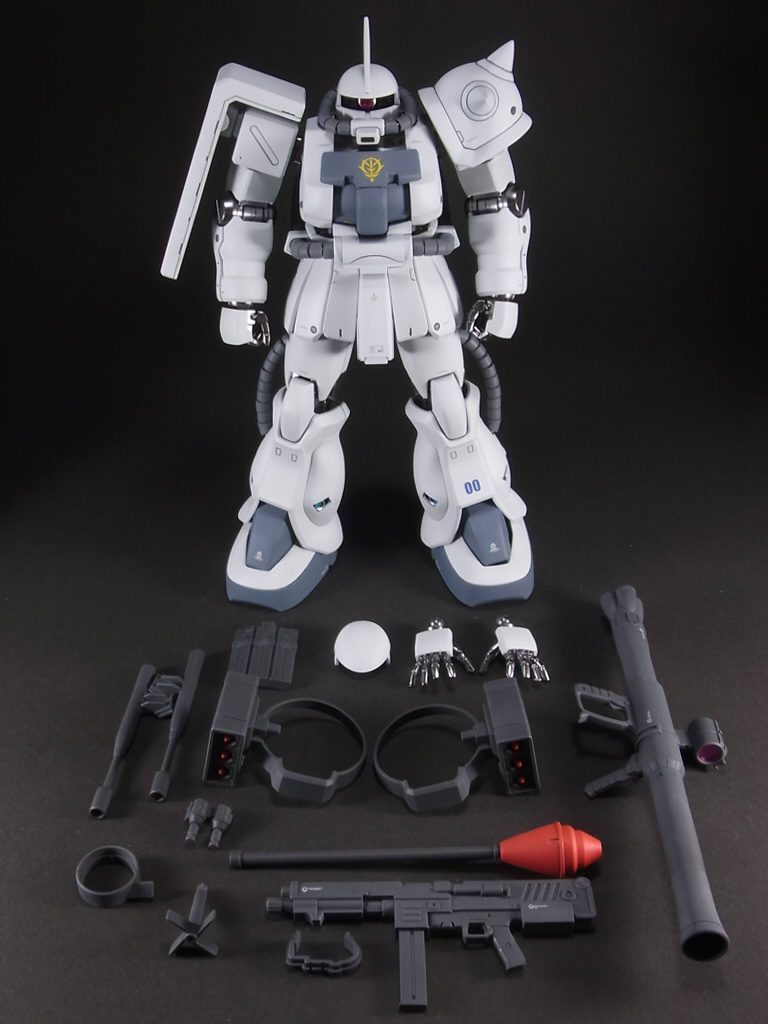 ギレン・ザビ銅像 GIHREN2.JPG