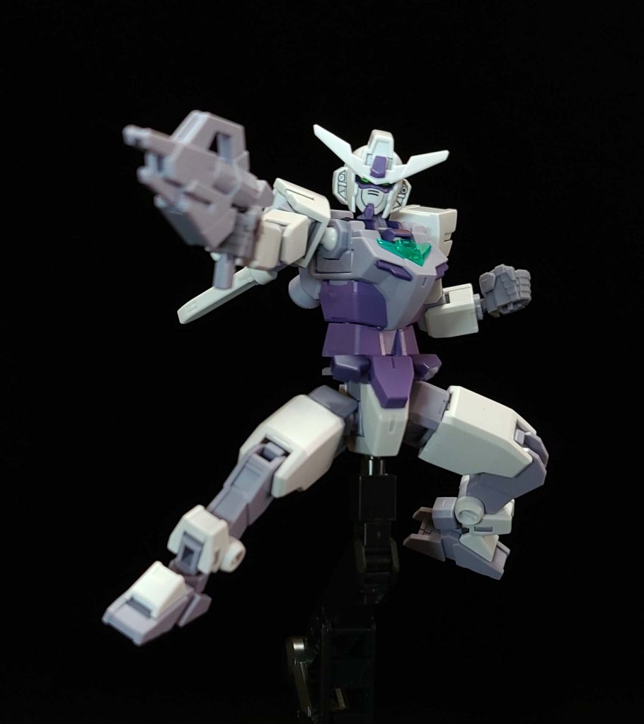 制作小話カメラアイはガンダムマーカーとエナメル黒で塗装パーツをメラミンスポンジでこすってつやを整えてあります今回はとりポージングを参考にさせていただいていますカッコいいポーズなどがたくさんあっておすすめですTwitterで#とりポージングと検索すると見る事ができます使用キット・HGBD:R 1/144 コアガンダム(G3カラー)&ヴィートルーユニット最後に今回は新しい背景布を使用してみました光陽オリエントジャパン㈱の特級無反射植毛布 太黒門です背景がかなりいい感じの黒になってよかったです以前使用していたものは同じ会社の無反射植毛布でしたここまで見ていただいてありがとうございますみなさんお体に気をつけてお過ごしくださいませ