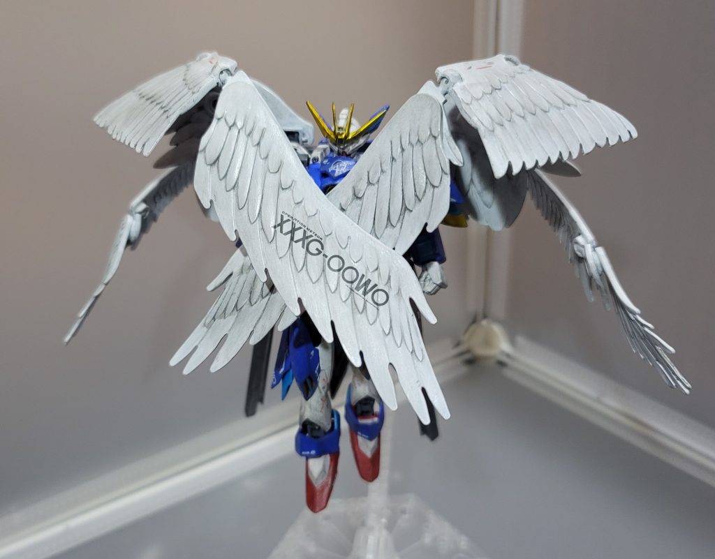 バード形態があるせいで存在意義が謎になってしまったが大気圏突入形態です