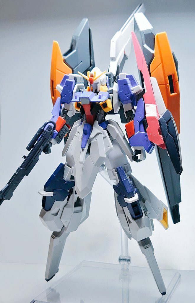 元々はハルートとして作っていましたが、途中で気が変わり、方向転換。Zガンダムとして落ち着きました