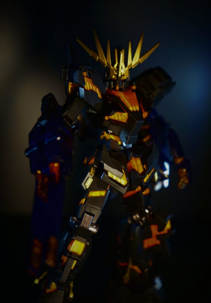 パーツがとても多く、猫の手を買い足しました。