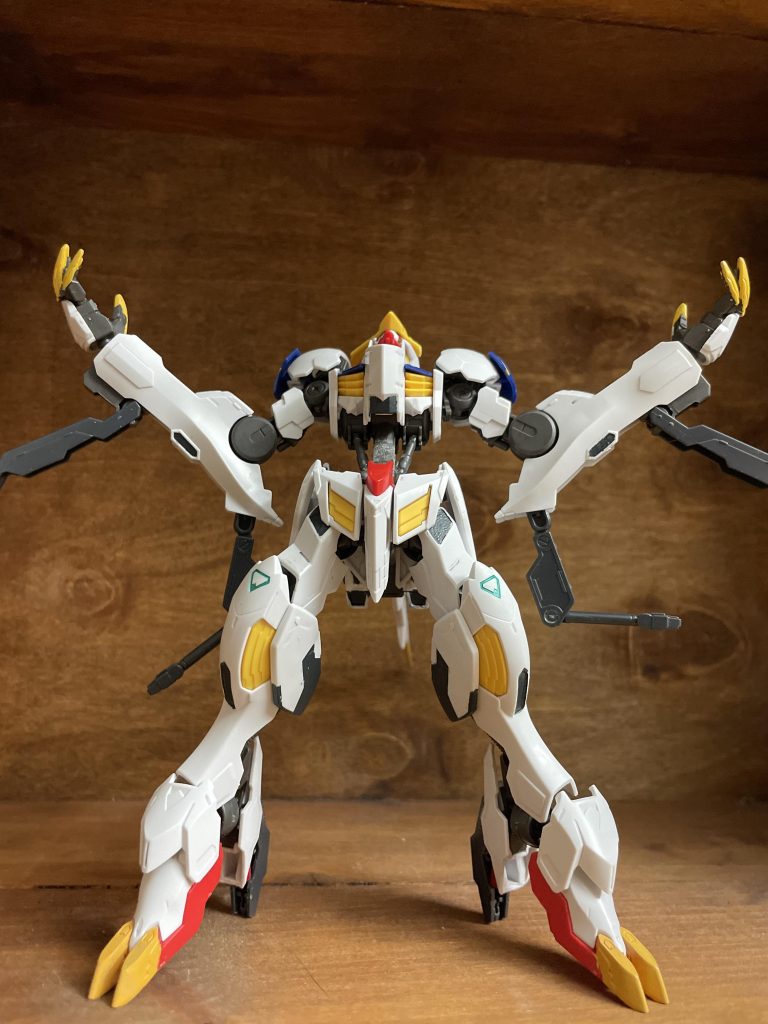 あのダインスレイブを避けただと...