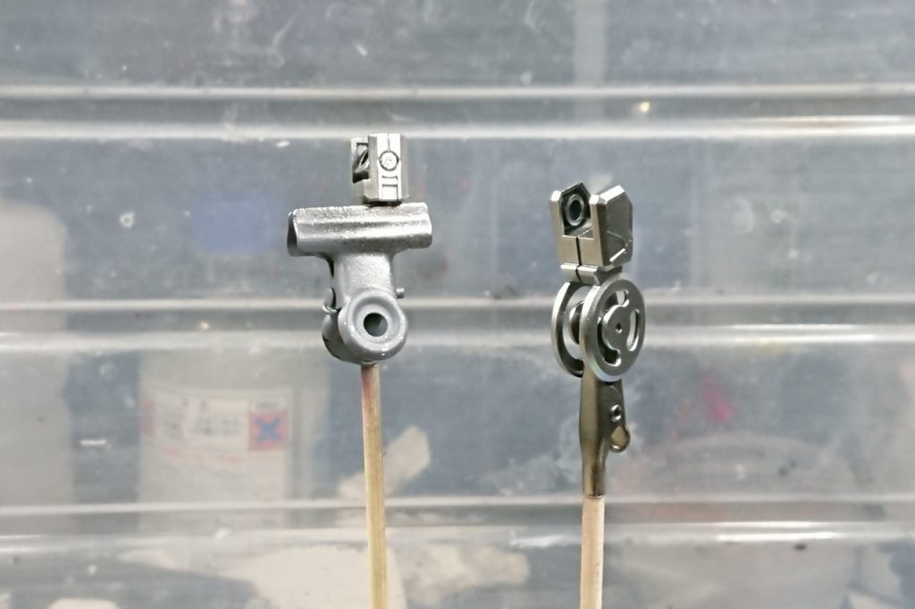 黒下地の上にスターブライトジュラルミン。