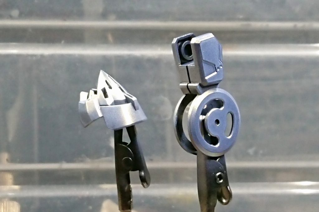 その上からクリアホワイト。ややエッジを残し気味で。