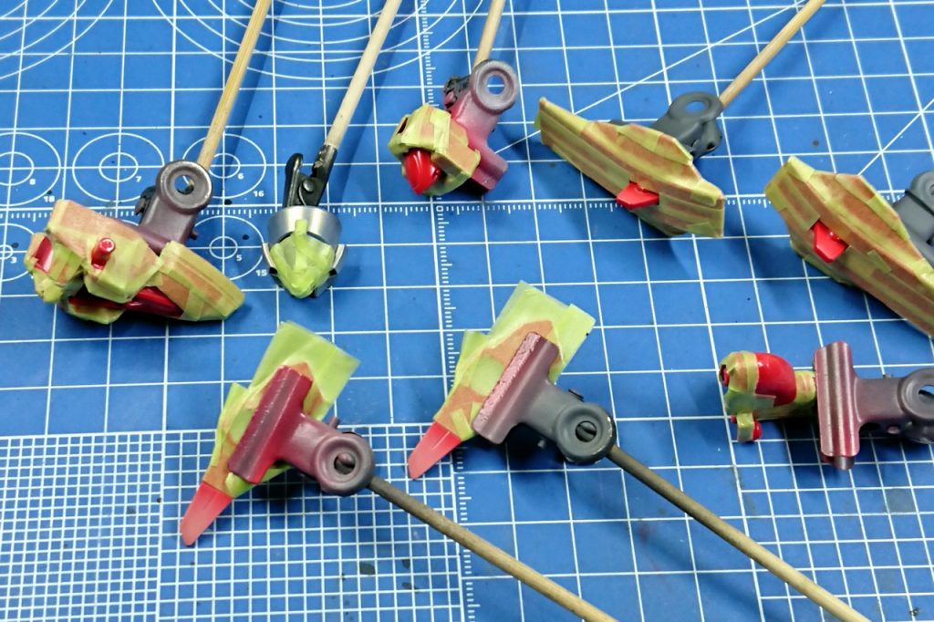 ココまでやって塗りなおしはききません。細心の注意をはらってマスキング。