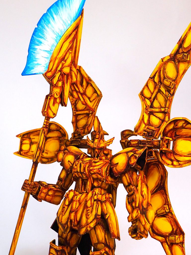 アップの画像があまりありませんが近くでみると…筆塗りのアラもございますのでご了承下さい<(_ _)>モノアイ部分だけがグリーンです。見え辛いのですが。