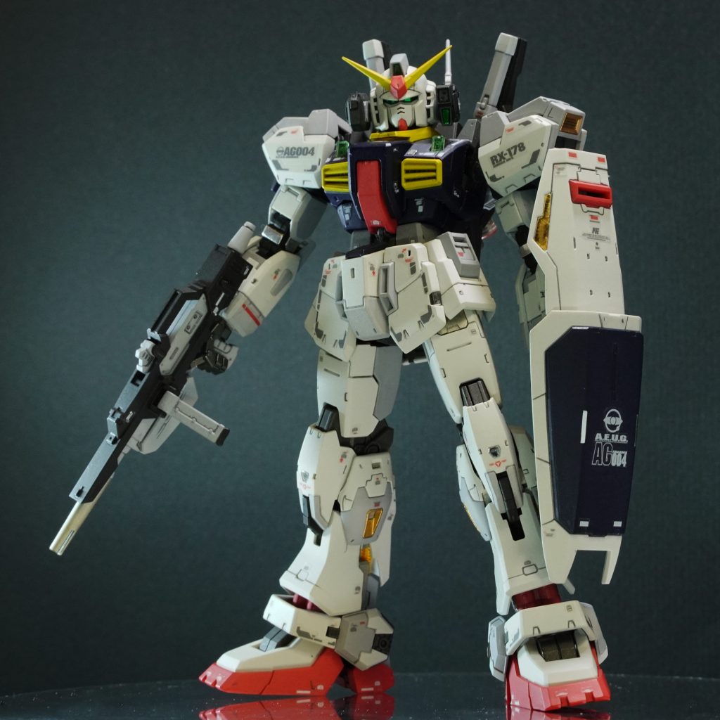 缶スプレー塗装、スミ入れはシャーペンです。シールは既存のものを使用しています。