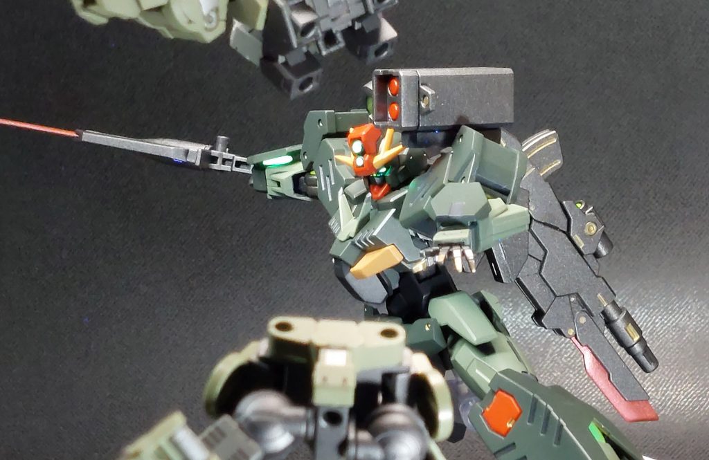 『ガンダムダブルオーコマンドクアンタ＝ヴァーミリオンエッジ』–5枚目/制作者：ヒドラスキー