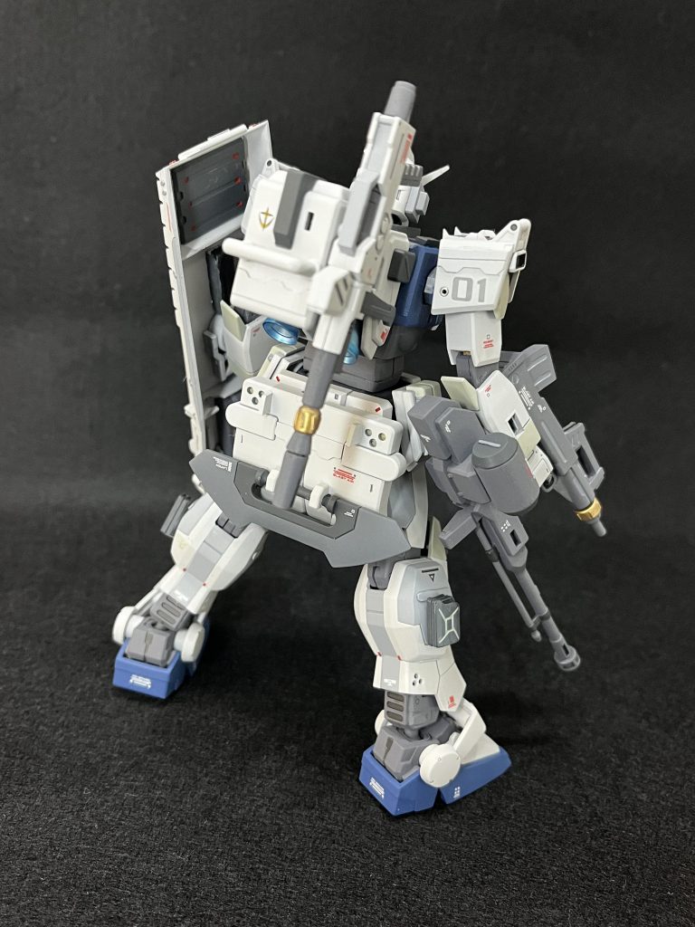 バックパック・各種武器は磁石を仕込んで取り離し可能。