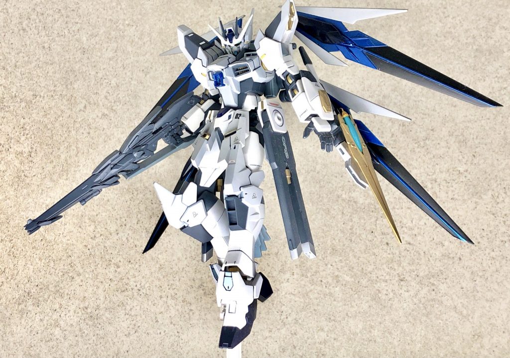 　機体のOSは初期GATシリーズの【General Unilateral Neuro-Link Dispersive Autonomic Maneuver Synthesis System】を103中隊が独自に改良したものを採用している。(※キラが最初にオーブを訪れた際に、M1アストレイのOS開発に協力したときのデータを再調整したもの。この『調整』は操作補助AIの接続を可能にするもので、OSそのものを大幅に書き換えているわけではない。)ゆえに、コックピット内の画面表示はそのままに初期GATシリーズのおもかげを残している。  