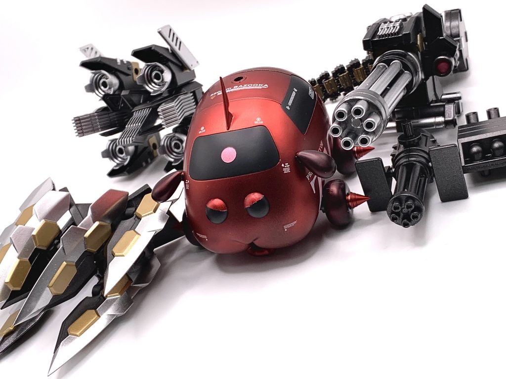 ガンプラではないですがシャア専用カラーに改造したプラモデルということでGUNSTAさんに投稿しました。モルカー好きの妻がいるためこういった作品を作りましたが『可愛くない』と一蹴されてしまいました･･･やっぱりガトリングガンだしグフカスタムカラーが正解だったのか⁈🤔