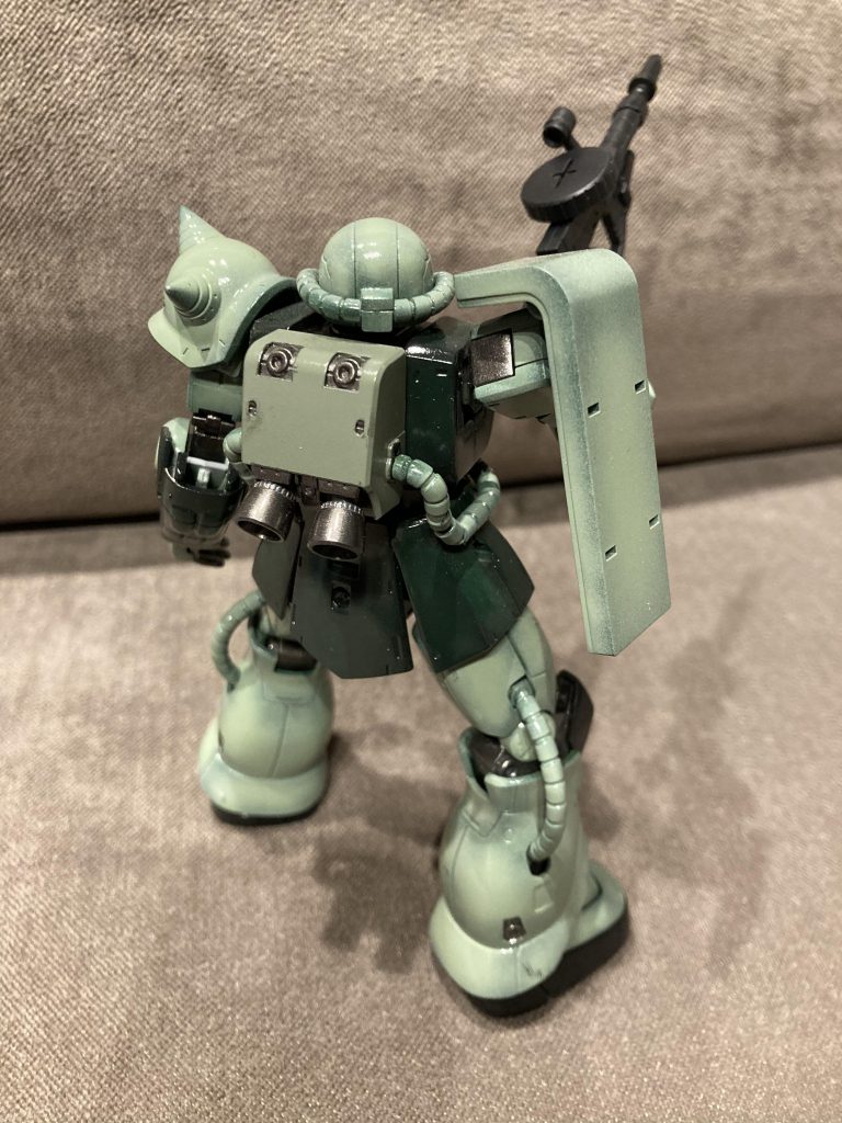 量産型ザクⅡ–3枚目/制作者：takenocoon