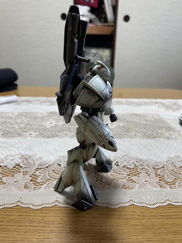 そして全体に余ったリアリスティックデカールを使ってアクセントを付けました。