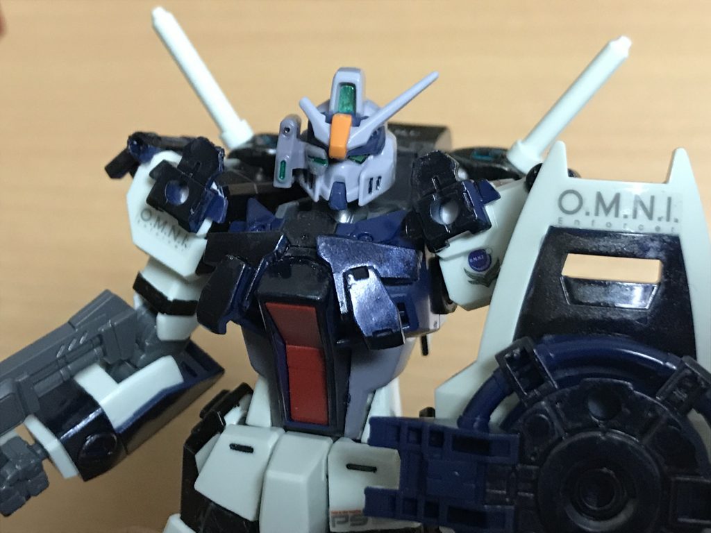 リザーブガンダム/ GAT-02L2rロード・ジブリール死後も投降を拒み、対ロゴス同盟と交戦を続けるファントムペイン残党が改修した機体。損傷したダガーlに追加装甲を搭載し、頭部は砲撃用センサーを右側に増設したブルデュエルガンダムの物に交換されている。(ブルデュエルのボディは損壊が激しく修理が間に合わなかった為)後述するセントルイス島に籠城した残党部隊と共に地球連合軍、オーブ国防軍を相手に死闘を繰り広げた。