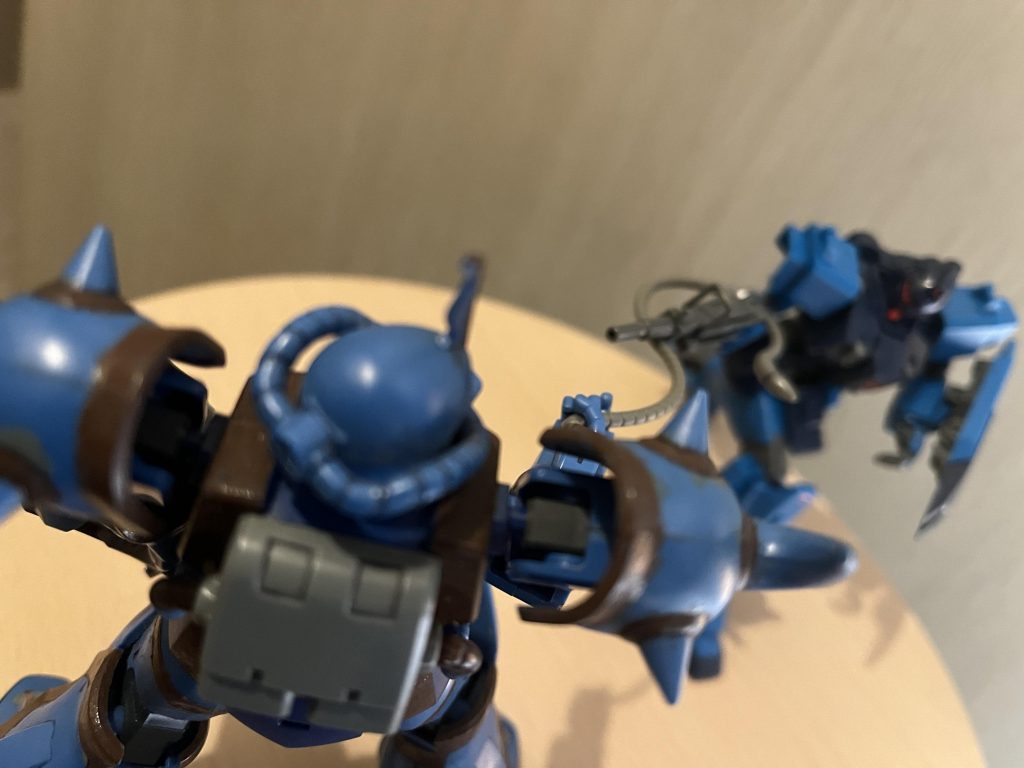 グフは下半身が動かなすぎるので、ブンドドには不向きですw