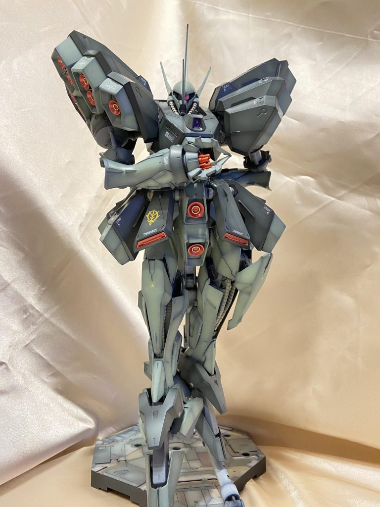 とにかくデカイです。そしてカッコイイです