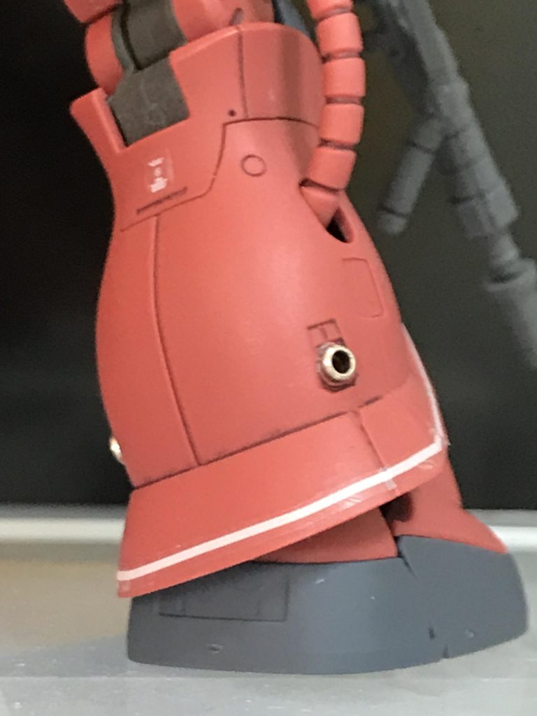 脚などのバーニア(スラスター?)はメタルパーツでディテールアップしました。